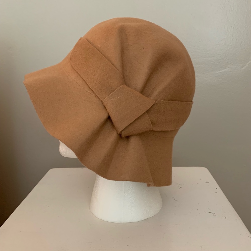 Felt Cloche Hat Bow Kimchi Blue Urban Outfitters